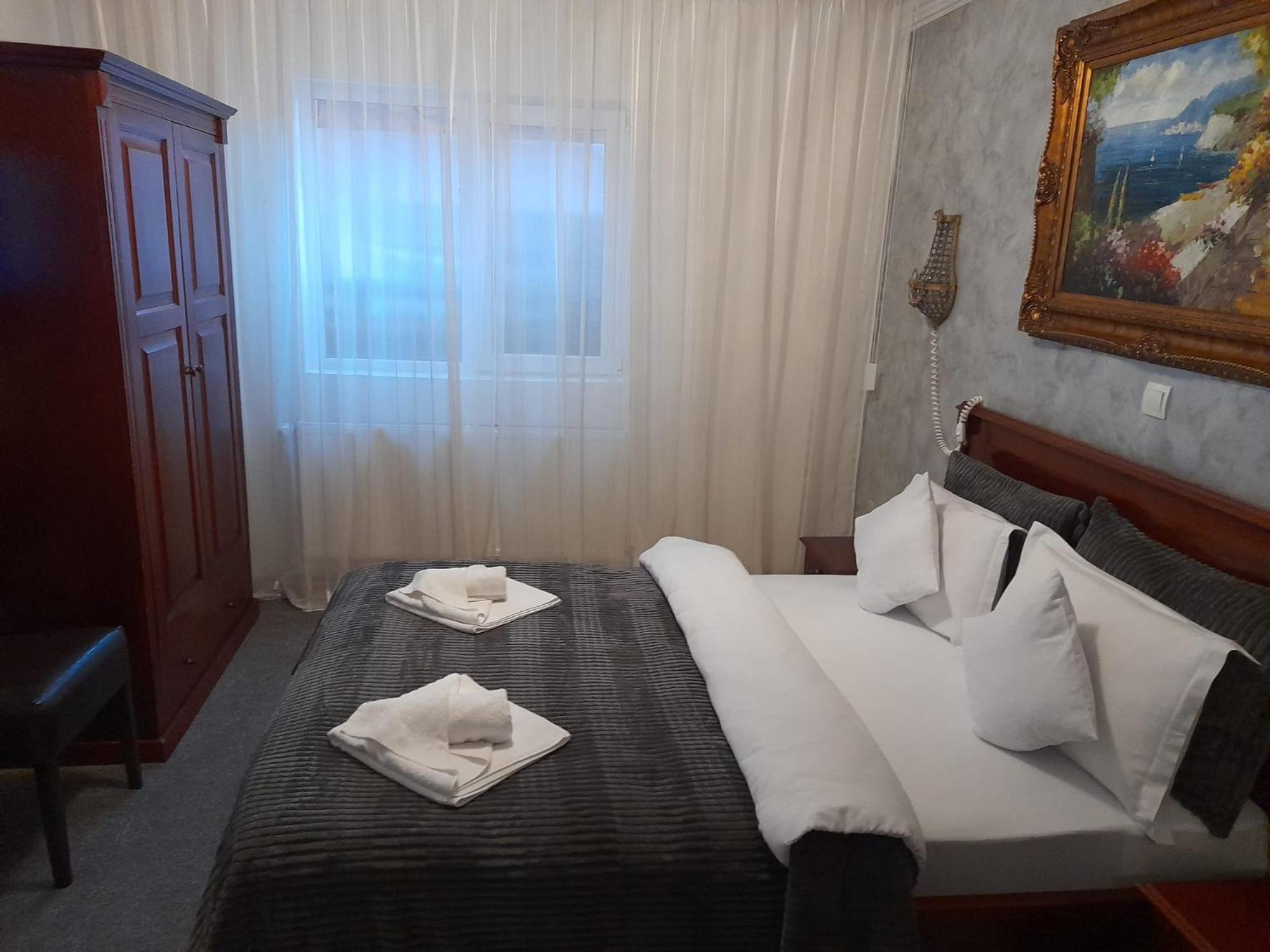 Pensiunea Crown Royal Alba Iulia