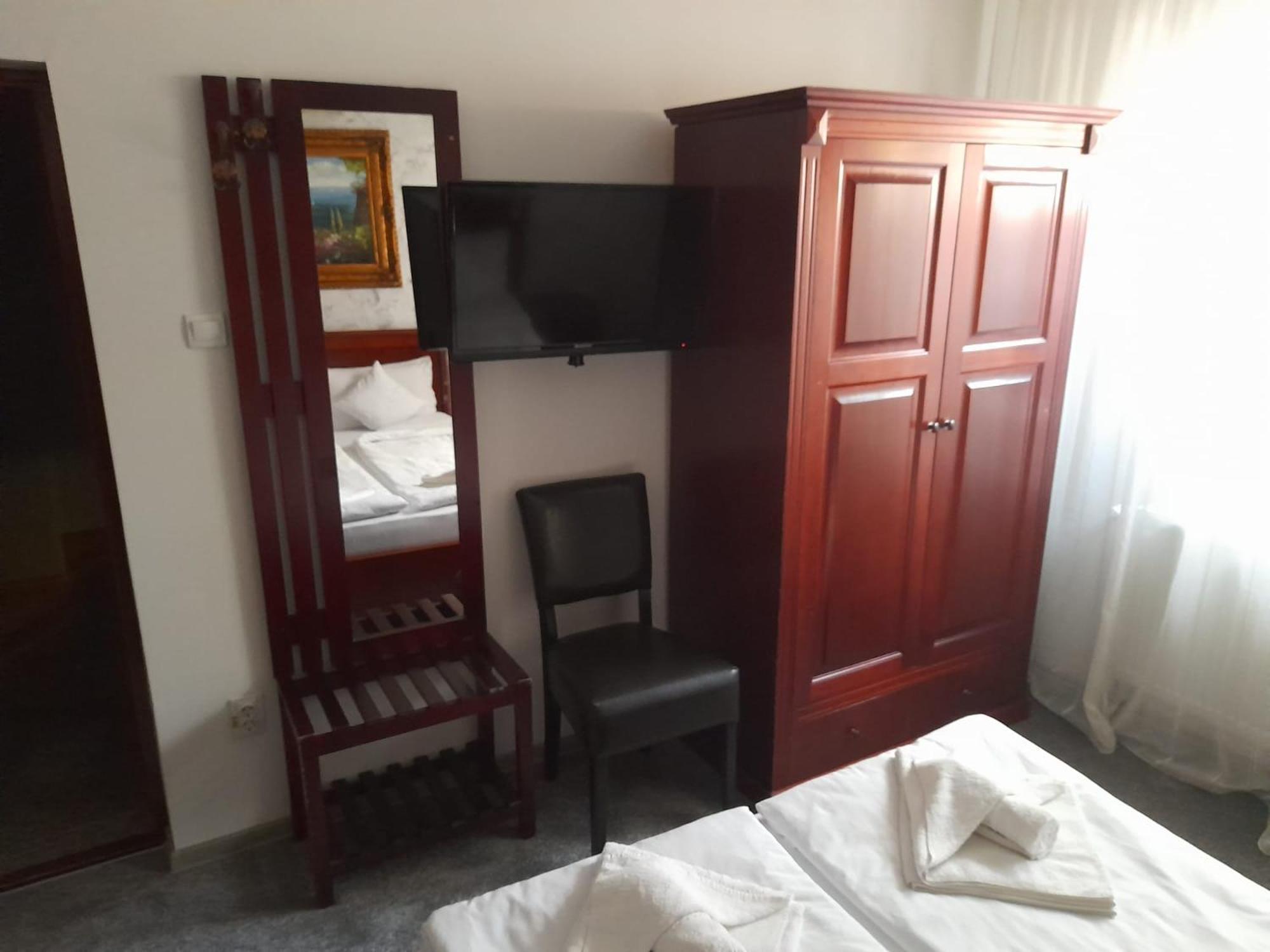 Pensión Pensiunea Crown Royal Alba Iulia